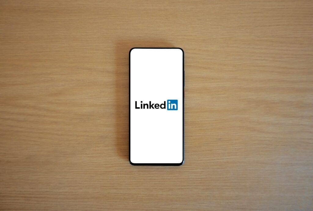 Conteúdo B2B no LinkedIn: Guia Definitivo para Autoridade e Conversão — como criar conteúdo para linkedin b2b | Redirect Digi