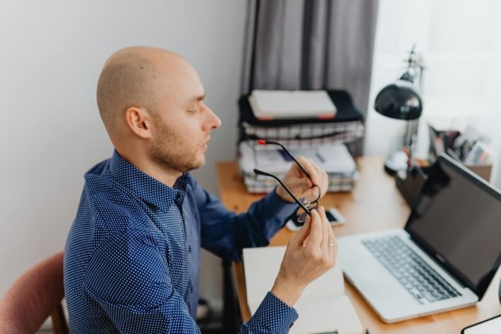 Concentração no Trabalho: O Guia Essencial para Focar, Produzir Mais e Alcançar Seus Objetivos Profissionais — como melhorar