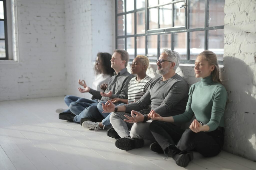 Mindfulness no Trabalho: O Guia Completo para Aplicar e Aumentar Foco e Bem-Estar — mindfulness no trabalho como aplicar | Re